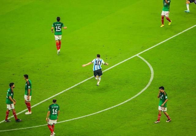 1669508026547033898.jpg FihNdl-XkAE-4mh.jpg