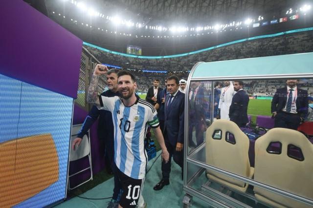 1669497948124051443.jpg FihQov2UAAAUft5.jpg